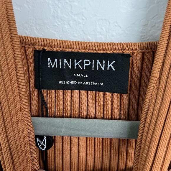 Minkpink Gianna Crisscross Ribbed Knit Top Pecan Small NWT - Picture 2 of 5